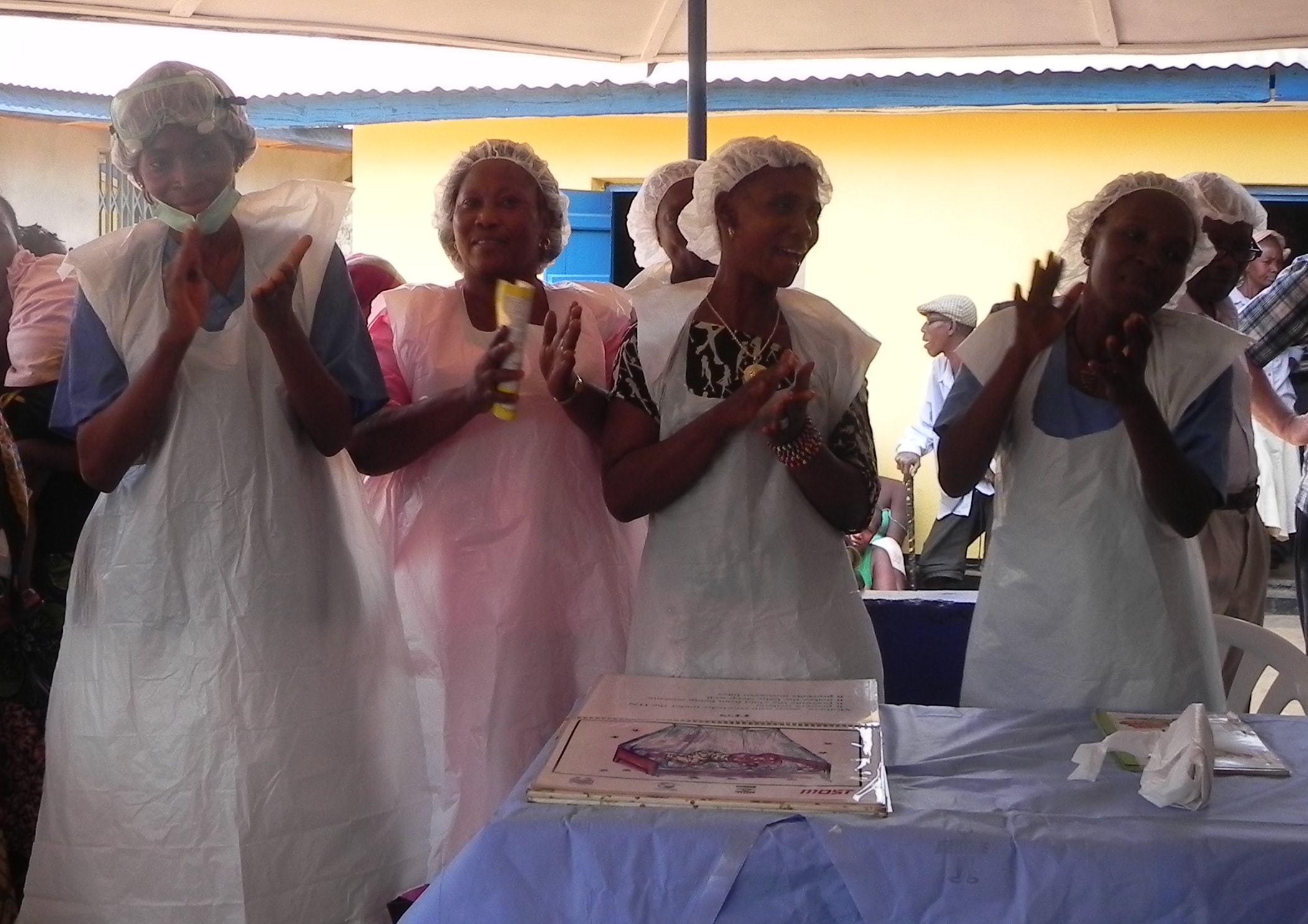 BWA -- Nurse Koroma FHDO-Rockel clinic-SL-2016 (30)- nurses clapping